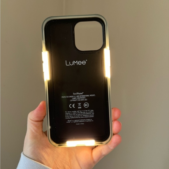 iPhone 12 Lumee case - Picture 5 of 6